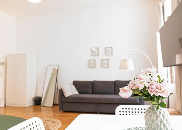 Beautiful 2br Close To Rennweg Daire Viyana
